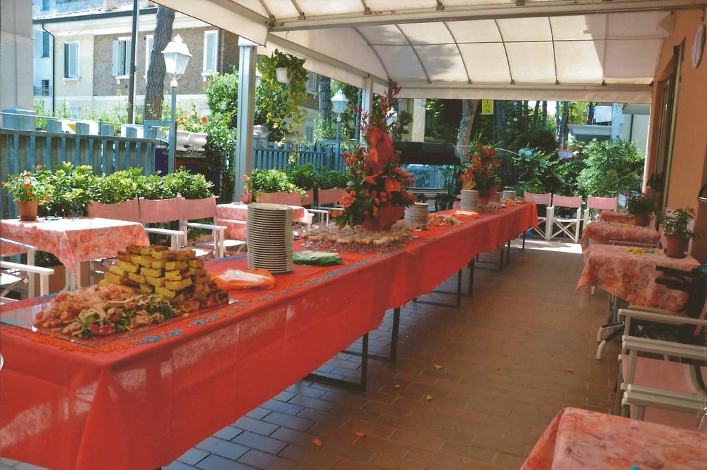 Hotel Peonia Rimini Eksteriør bilde